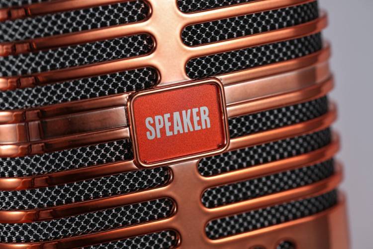 Wireless Bluetooth Speaker Metal USB TF Card T20 - Red